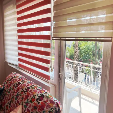 A Spacious Flat In Old Town Area *