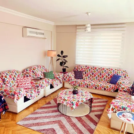 A Spacious Flat In Old Town Area Apartman *